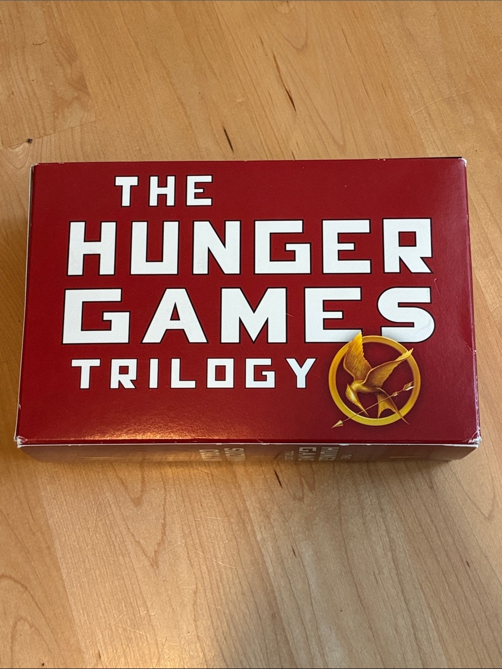 Scholastic The Hunger Games Trilogy Box Set - Red with Gold Arrow